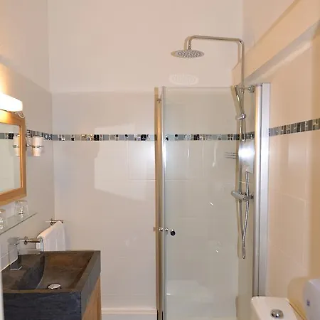 Hotell Colisee-verdun Centre Gare Saint-roch 2*