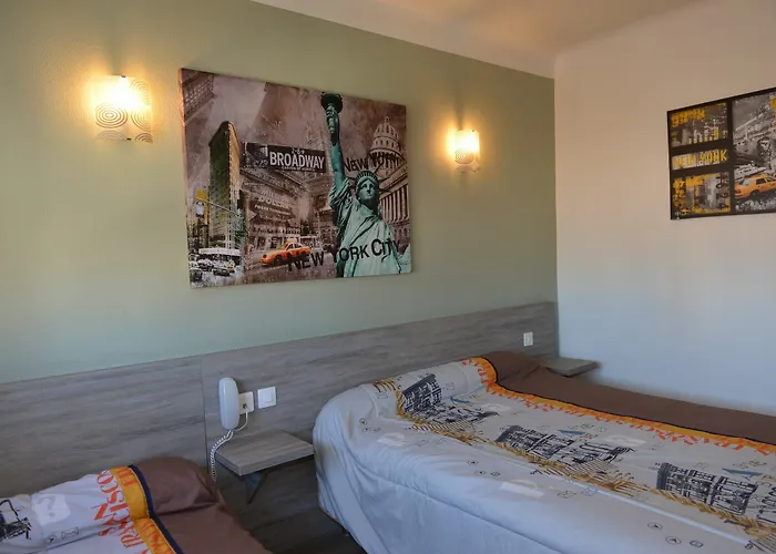 Colisée-verdun Centre Gare Saint-roch 2*