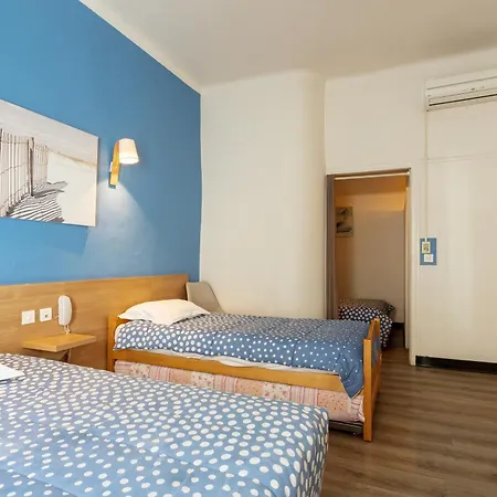 Colisee-verdun Centre Gare Saint-roch 2*