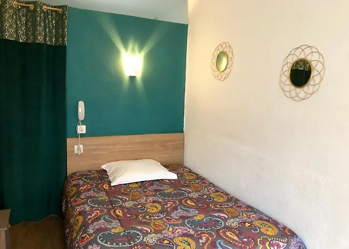 Colisée-verdun Centre Gare Saint-roch 2*